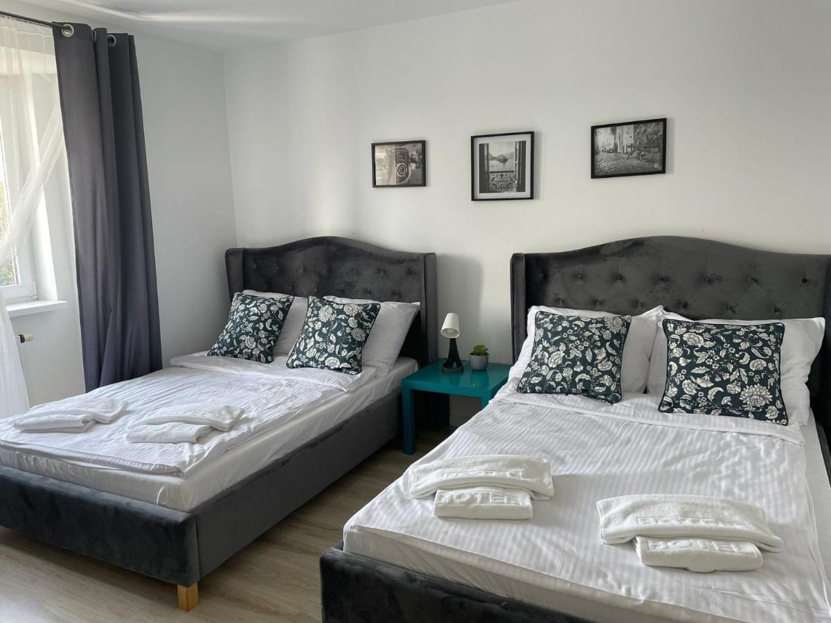 Great Polonia Ustka Bed & Breakfast Екстериор снимка
