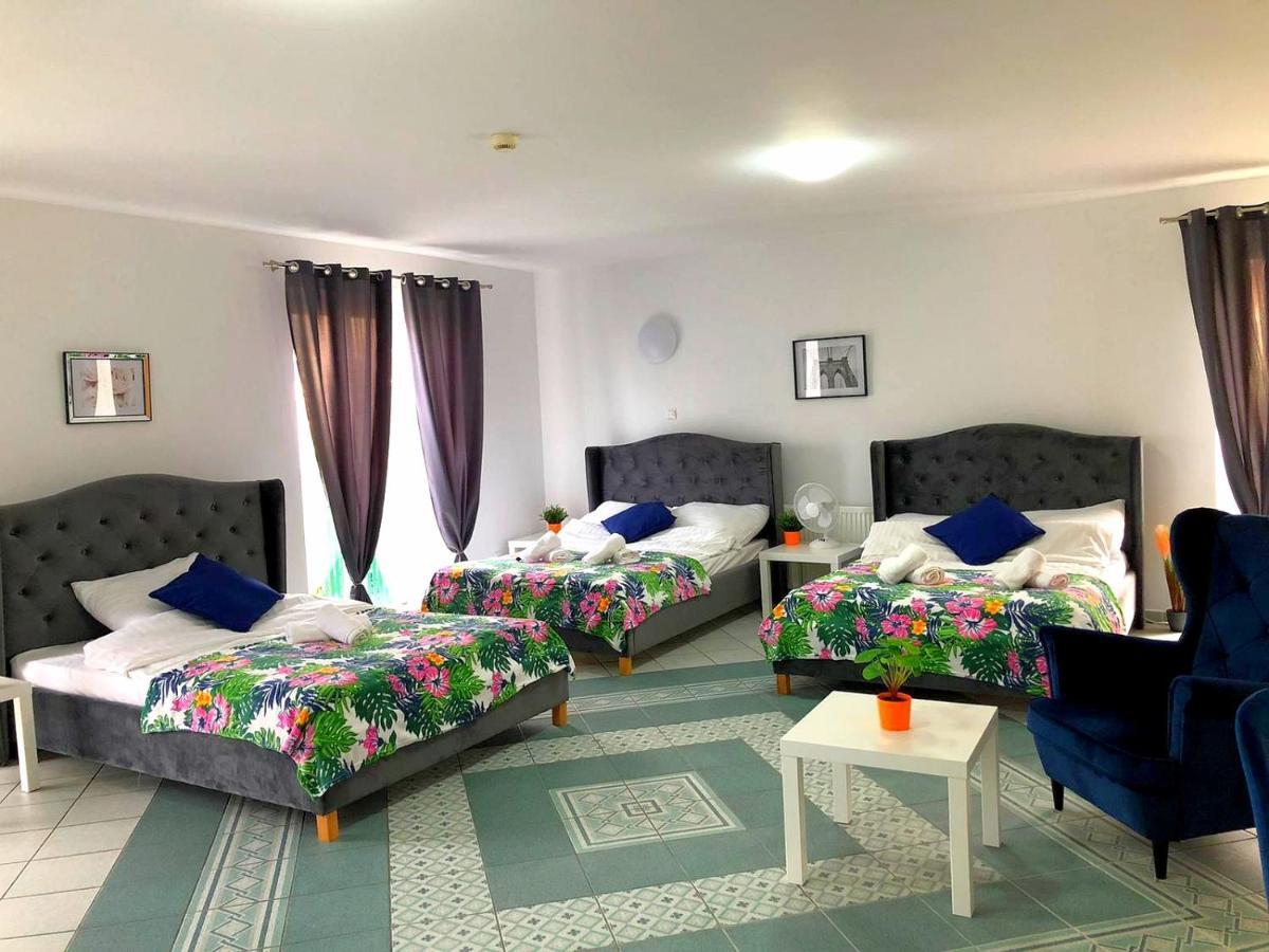 Great Polonia Ustka Bed & Breakfast Стая снимка