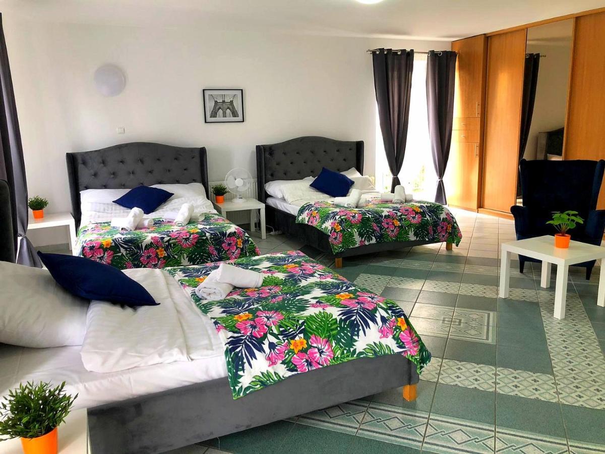 Great Polonia Ustka Bed & Breakfast Стая снимка