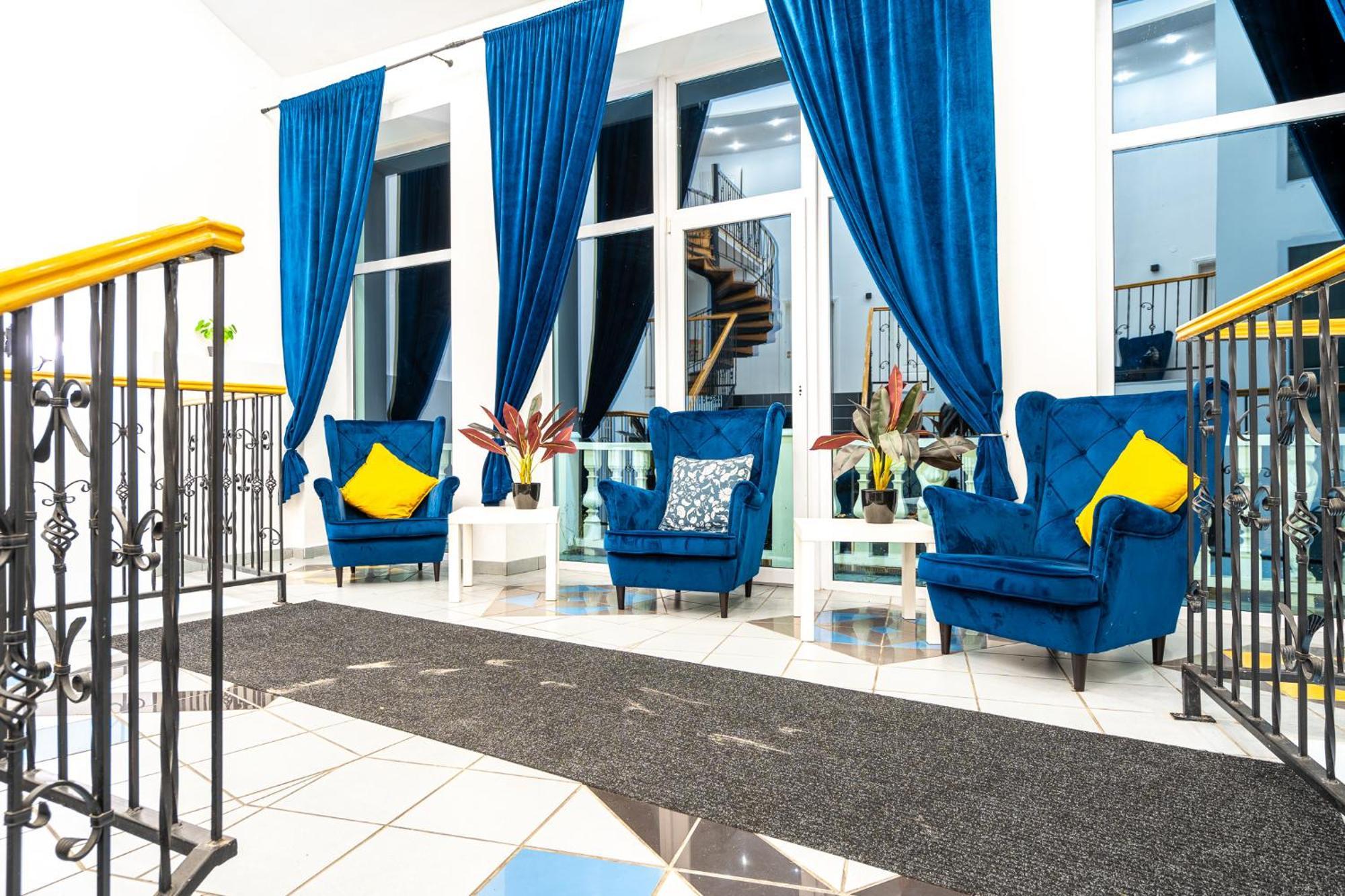 Great Polonia Ustka Bed & Breakfast Екстериор снимка
